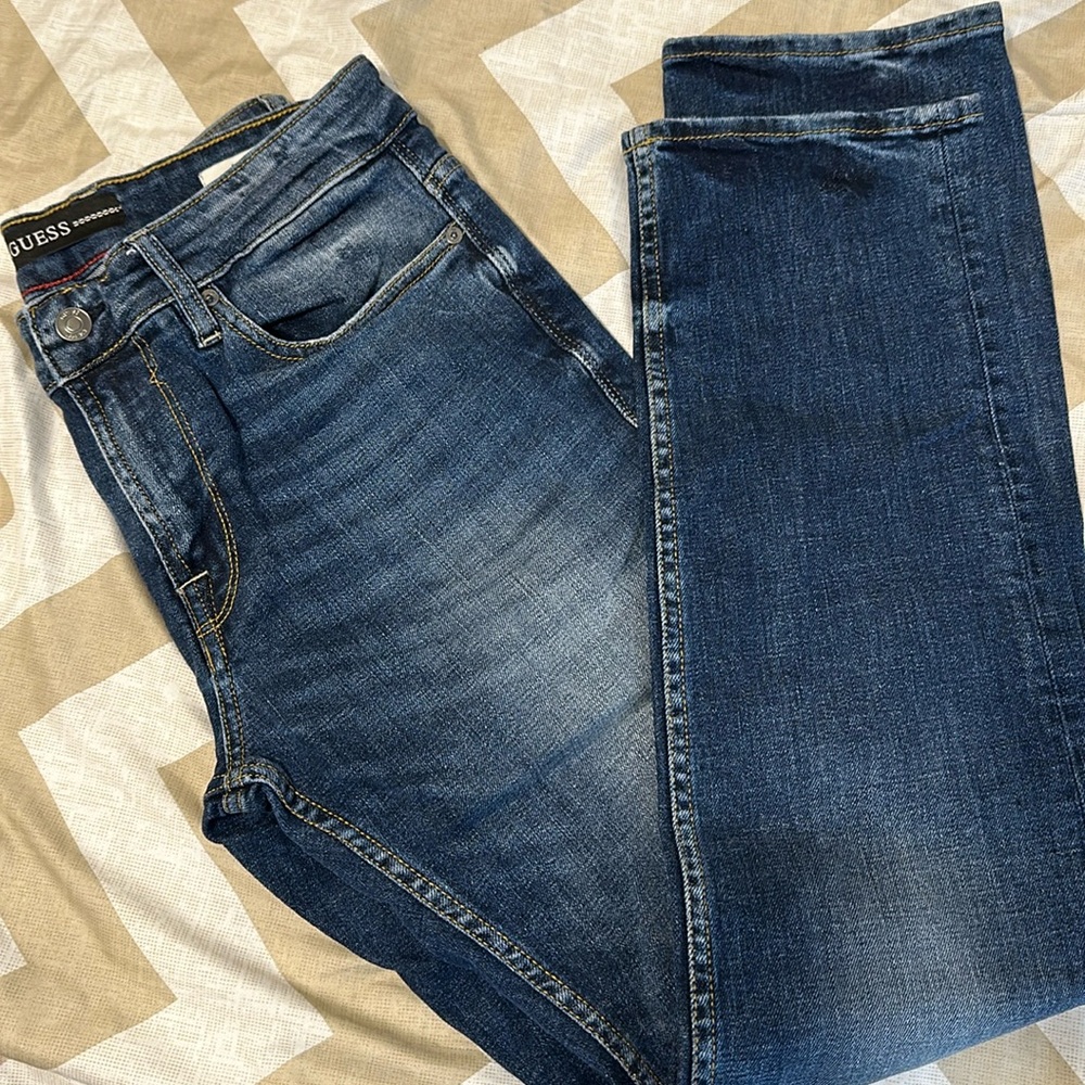 Men’s Guess slim straight jeans